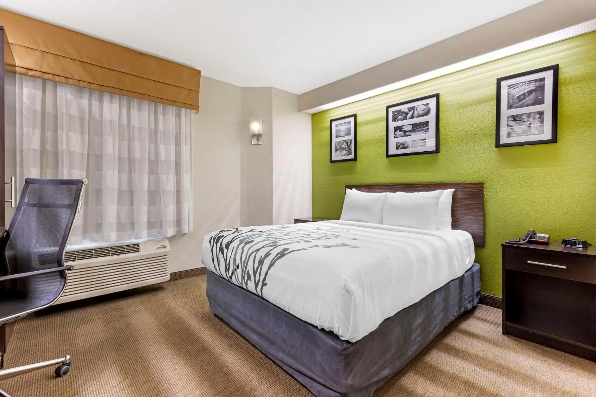 Sleep At Convention Center Inn 3*